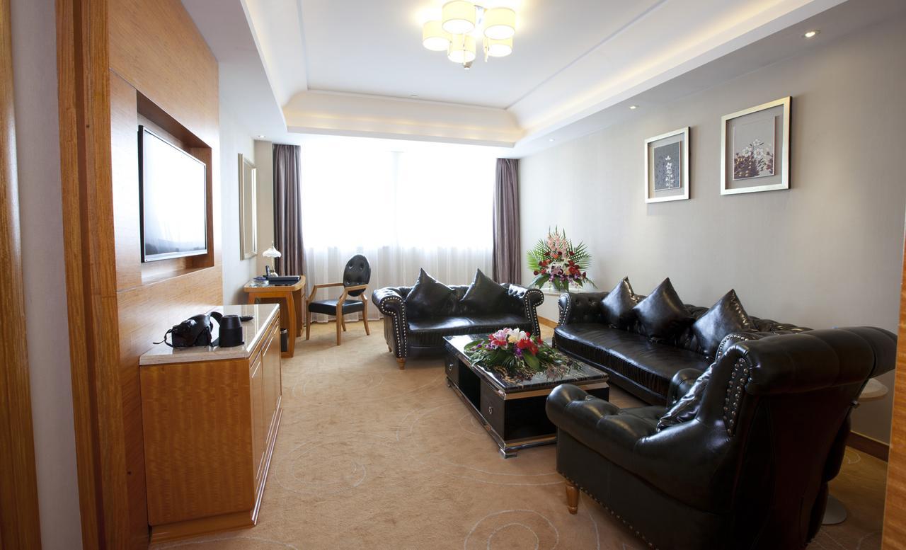 Friend Hotel Shanghai Extérieur photo