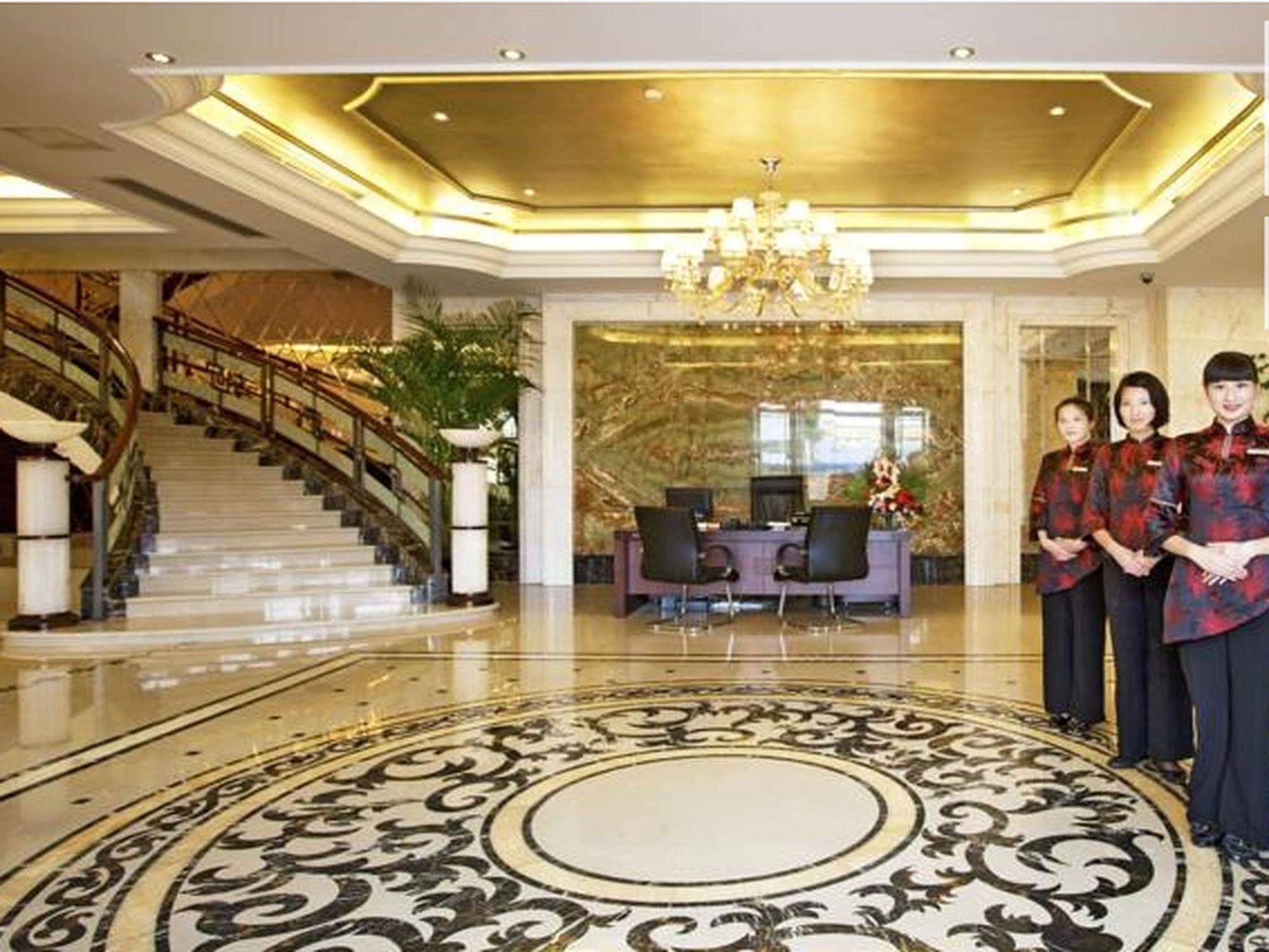 Friend Hotel Shanghai Extérieur photo